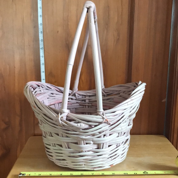 Large rustic lavender wicker basket - Picture 2 of 6